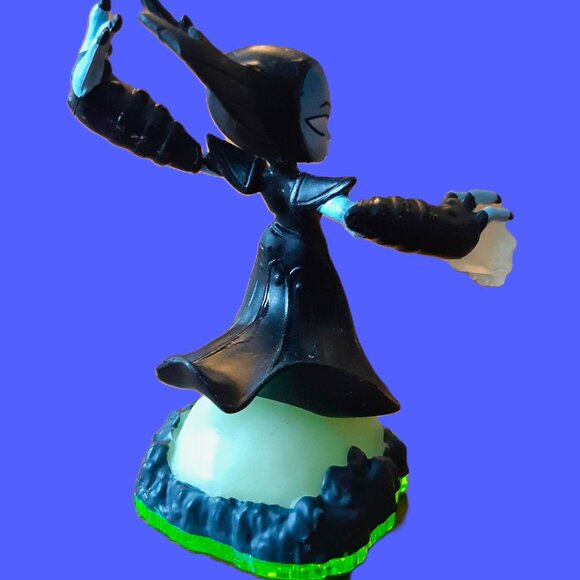 ** 3 figures for $20 ** Skylanders Spyros Adventure - Hex -Figure - Retro 2011 - Picture 3 of 3
